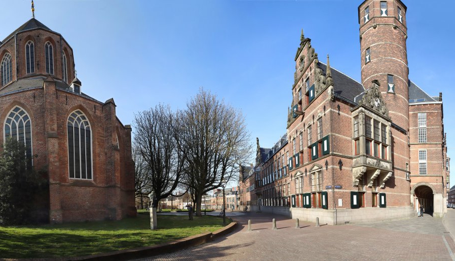 panorama Martinikerk Provinciehuis Groningen 7 april 2020