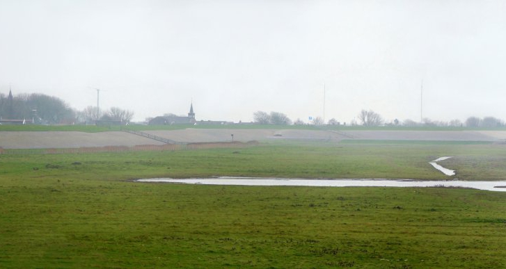 panorama vanuit Peazemerlannen deltadijk Paesens 